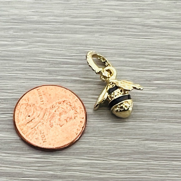 Gold plated bee charm, Bee hive collectors European beads, fits Pandora - Picture 5 of 5